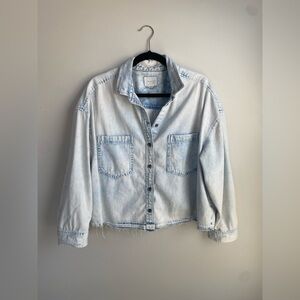 American Eagle Outfitters Faded Blue Denim Lightweight Button Down Jacket